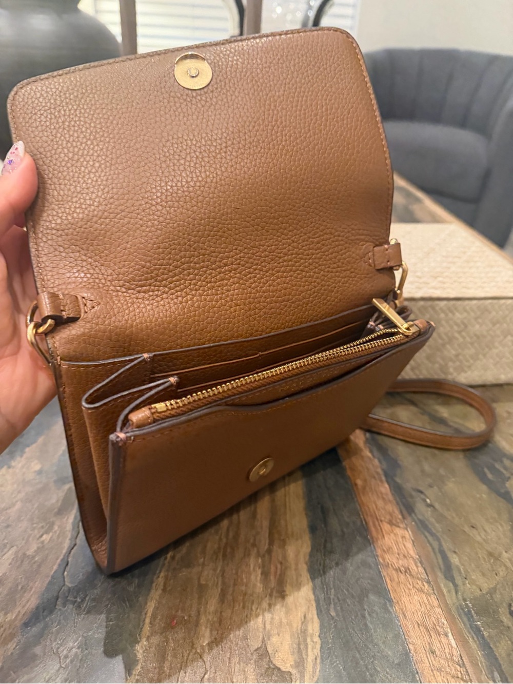 Tory Burch Brown Pebbled Leather Chain-Trim Crossbody - Picture 3 of 7